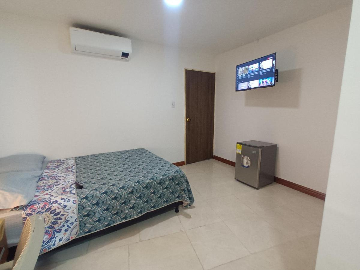 Confortable Y A 1 Cuadra De La Playa Homestay *